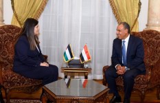 اجتماع وزير الخارجية مع نظيرته الفلسطينية