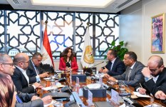 اجتمع لبحث مستجدات مشروع تطوير مدينة دهب اجتمع لبحث مستجدات مشروع تطوير مدينة دهب