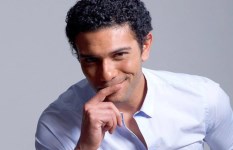 آسر ياسين  آسر ياسين