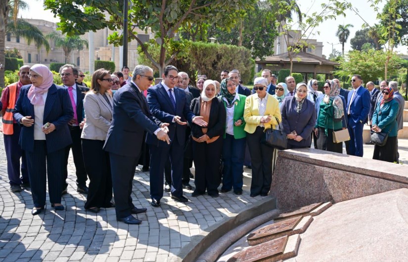 جامعة القاهرة 