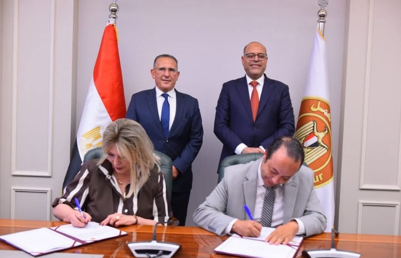 توقيع بروتوكول لتأهيل وتقييم السائقين توقيع بروتوكول لتأهيل وتقييم السائقين