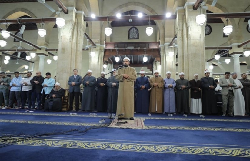 خلال الصلاة خلال الصلاة
