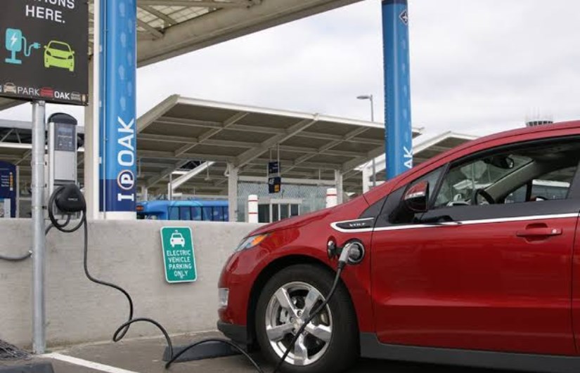 السيارات الكهربائية 