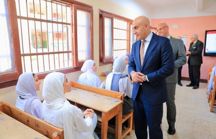 محمد عبداللطيف وزير التربية والتعليم محمد عبداللطيف وزير التربية والتعليم