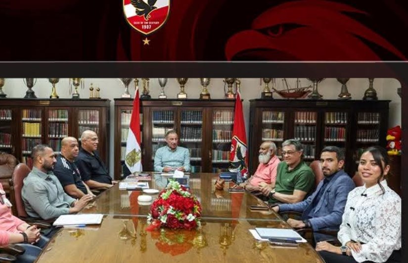 اجتماع مجلس إدارة الأهلي اجتماع مجلس إدارة الأهلي