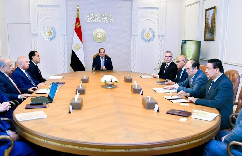 اجتماع الرئيس السيسي مع قيادات شركتي "سكاتك" و"صنجرو" اجتماع الرئيس السيسي مع قيادات شركتي "سكاتك" و"صنجرو"
