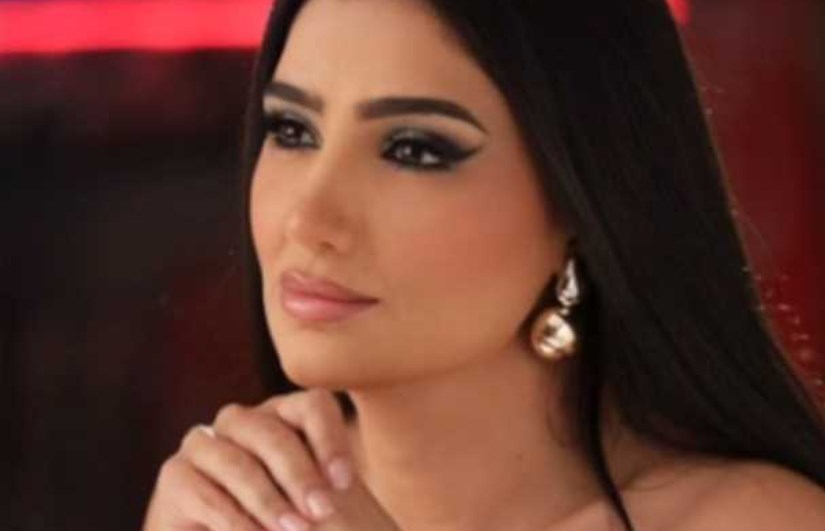 الفنانة مي عمر الفنانة مي عمر