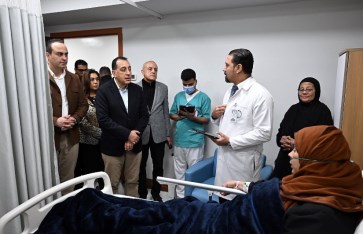 جولة رئيس الوزراء بمجمع الأقصر الطبى