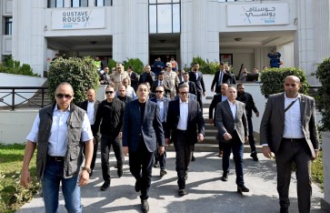 رئيس الوزراء يتفقد مستشفى هرمل