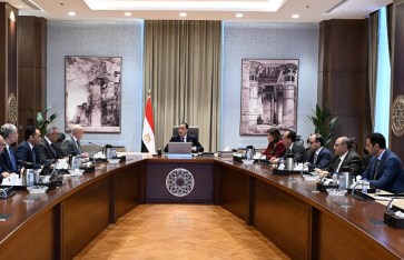 اجتماع متابعة المرحلة الأولى من حياة كريمة