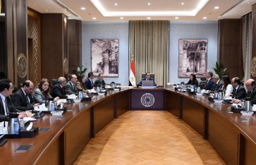 اجتماع لبحث تحقيق الاكتفاء الذاتى من منتجات البترول