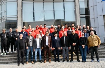 وزير الشباب والرياضة