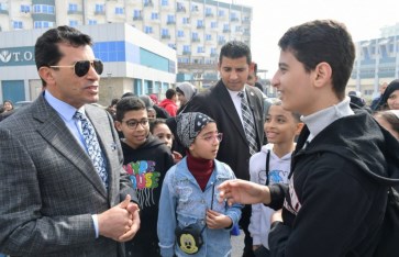 وزير الشباب والرياضة