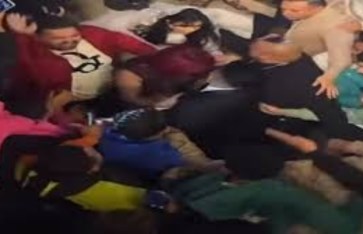 فرح كروان مشاكل