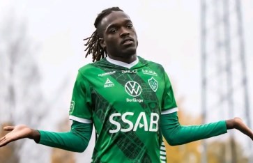 المهاجم الانجولي البرتغالي إيلتسين كاموز 