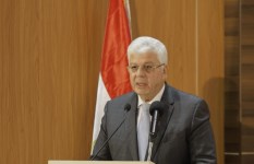 د. أيمن عاشور وزير التعليم العالي والبحث العلمي 