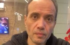 الفنان أحمد ثابت 