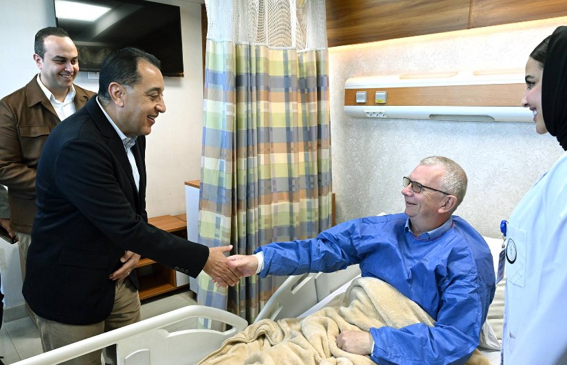 جولة رئيس الوزراء بمستشفى الكرنك الدولى