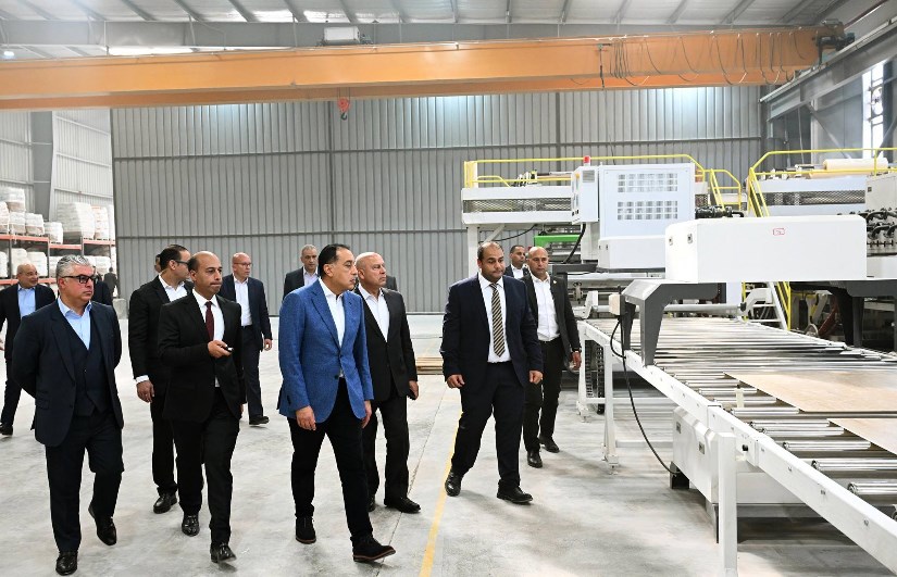 افتتاح أول مصنع في مصر لإنتاج أرضيات SPC