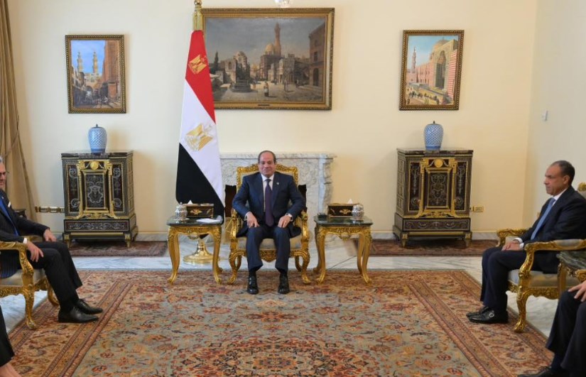 لقاء رئيس الجمهورية مع كبير مستشارى الرئيس الأمريكى