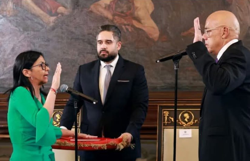 الرئيسة الفنزويلية المؤقتة ديلسي رودريغيز 