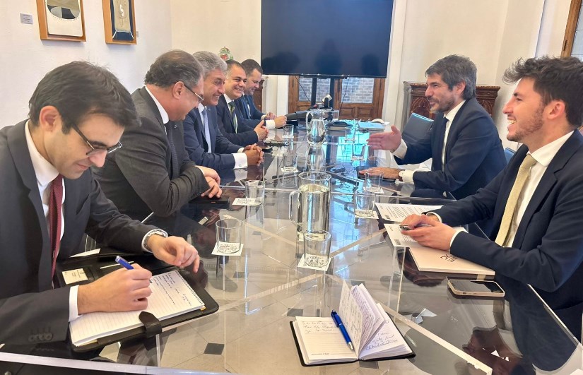 وزيرا السياحة والاثار المصري والثقافة الاسباني 