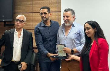 دراسة الفنون بين النظرية والتطبيق
