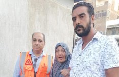 نقل سيدة مسنة لدار الرعاية