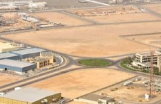 الصناعة تطرح 400 وحدة صناعية 
