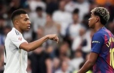 ريال مدريد وبرشلونة 