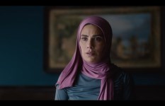 الفنانة صبا مبارك