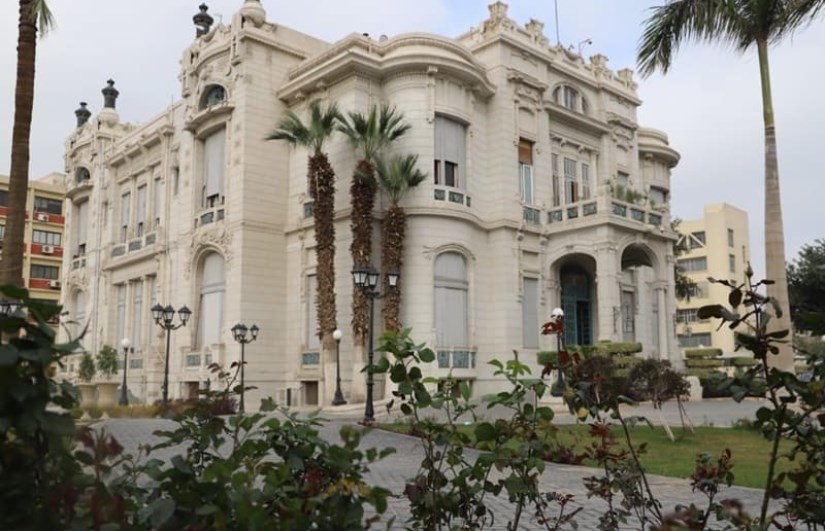 جامعة عين شمس