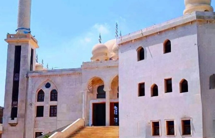بناء المساجد قربة إلى الله