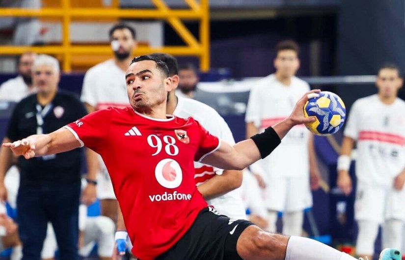 يد الأهلي والزمالك 