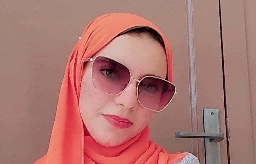 آية رفعت