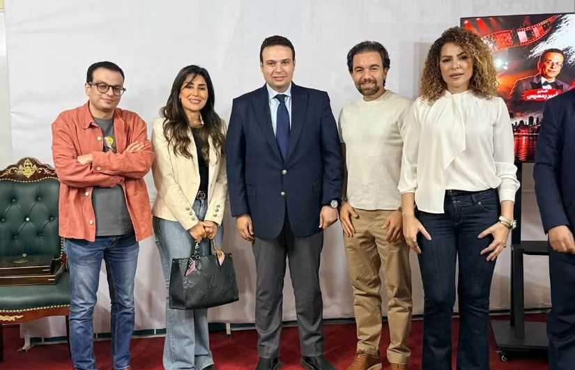فيلم بتوقيت القاهرة
