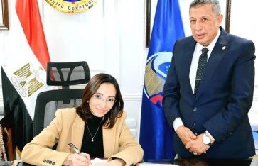 محافظ البحيرة 