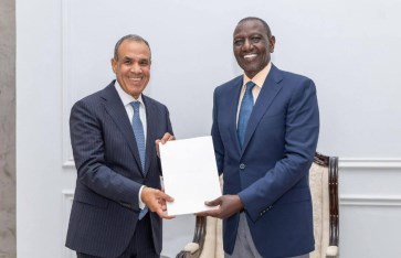 وزير الخارجية يلتقي رئيس جمهورية كينيا