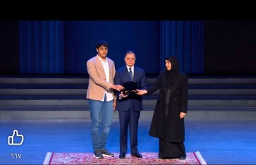 وزير الداخلية يكرم أسر الشهداء والمصابين 