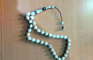 جواز استخدام السبحة في الذكر