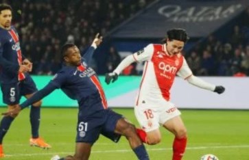 باريس سان جيرمان وموناكو 