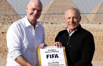 أبو ريدة وإنفانتينيو 