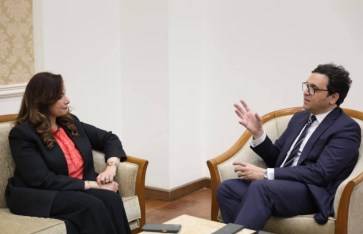 الدكتور أحمد فؤاد هنو والدكتورة رشا صالح