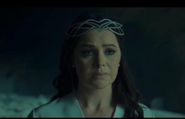 يسرا اللوزي 