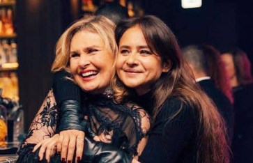 نيللي كريم ويسرا