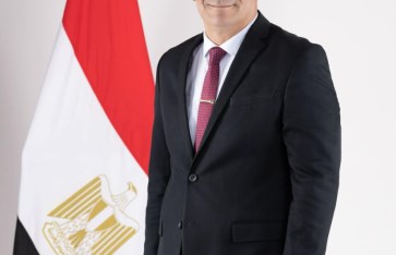 اللواء صلاح جمبلاط وزير الإنتاج الحربي