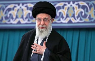 علي خامنئي المرشد الأعلى لايران 