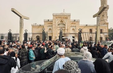  جنازة والدة الفنانة عبير فاروق