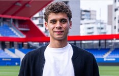 حمزة عبد الكريم 