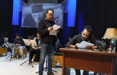 عرض صاحب السعادة